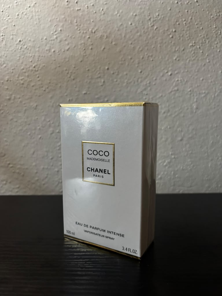 Parisian Belle Eau de Parfum Intense (100 ml -3.4 fl oz)